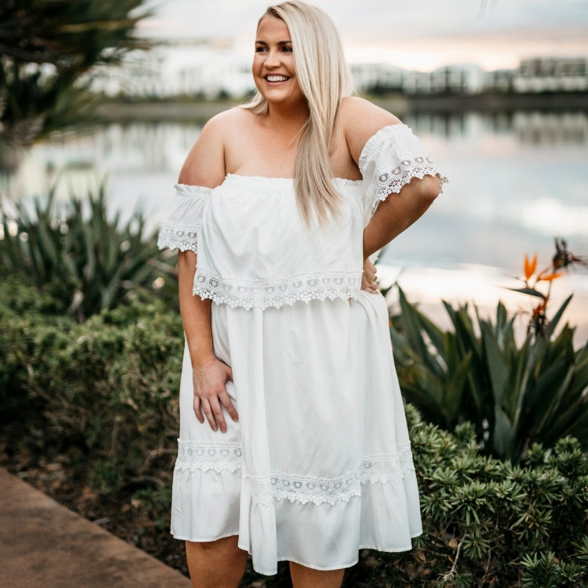 ABIGAIL WHITE MIDI WHITE DRESS BY VERA MAY