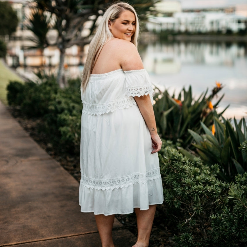 ABIGAIL WHITE MIDI WHITE DRESS BY VERA MAY
