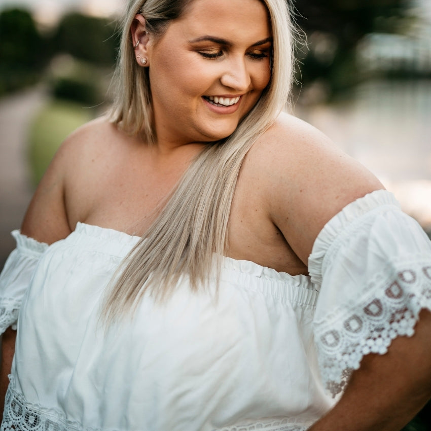 ABIGAIL WHITE MIDI WHITE DRESS BY VERA MAY