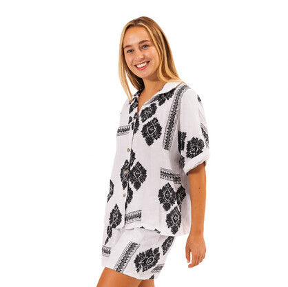 6397 BLACK ITALIAN LINEN TOP