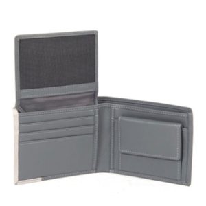 US POLO ASSN LEATHER MENS WALLET INSIDE VIEW